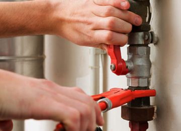 How to Obtain the Services of a Professional Plumber to Solve Your Plumbing Problems