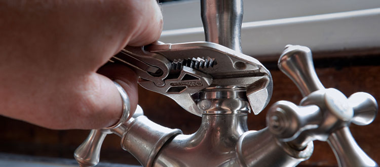 Some Information on Plumbing Repairs for Faucet Spouts